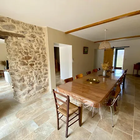 Domaine Aux Souvenirs D-enfance